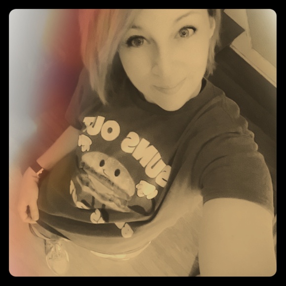 Meet your Posher!! - Picture 1 of 1